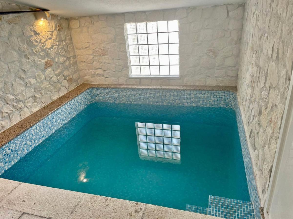 Flamingo - House With Private Pool Villa Gornji Seget Ngoại thất bức ảnh