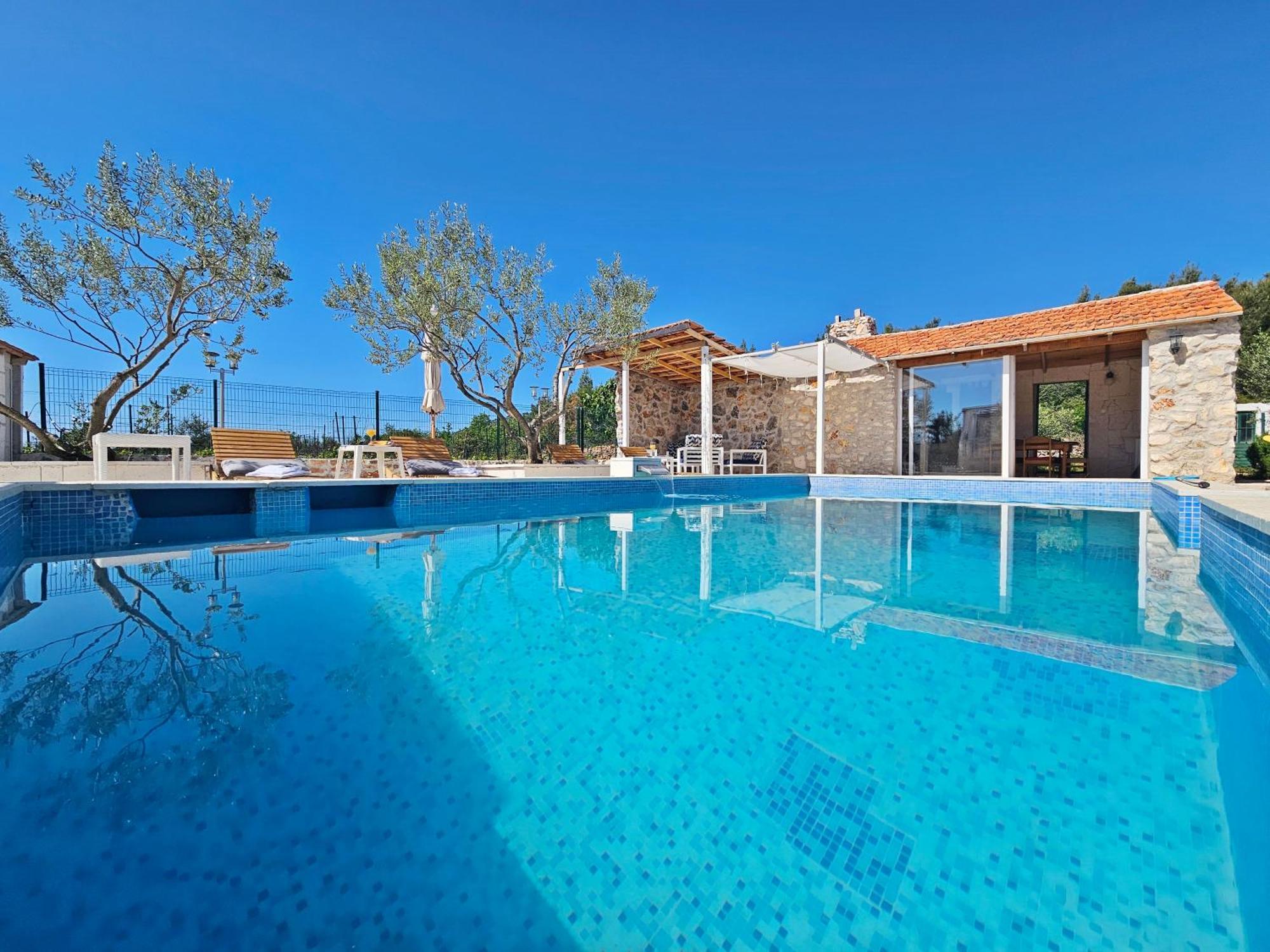 Flamingo - House With Private Pool Villa Gornji Seget Ngoại thất bức ảnh