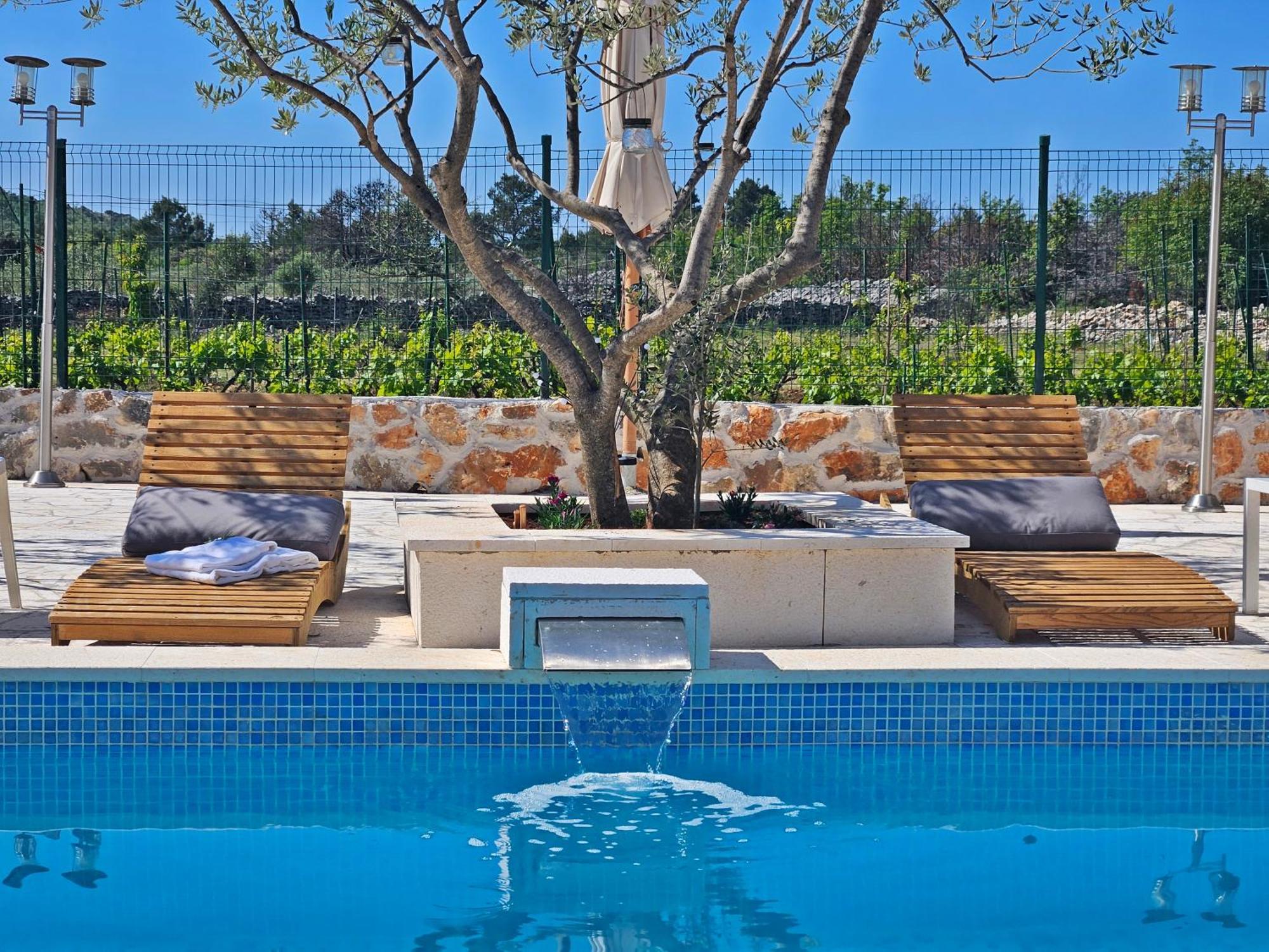 Flamingo - House With Private Pool Villa Gornji Seget Ngoại thất bức ảnh