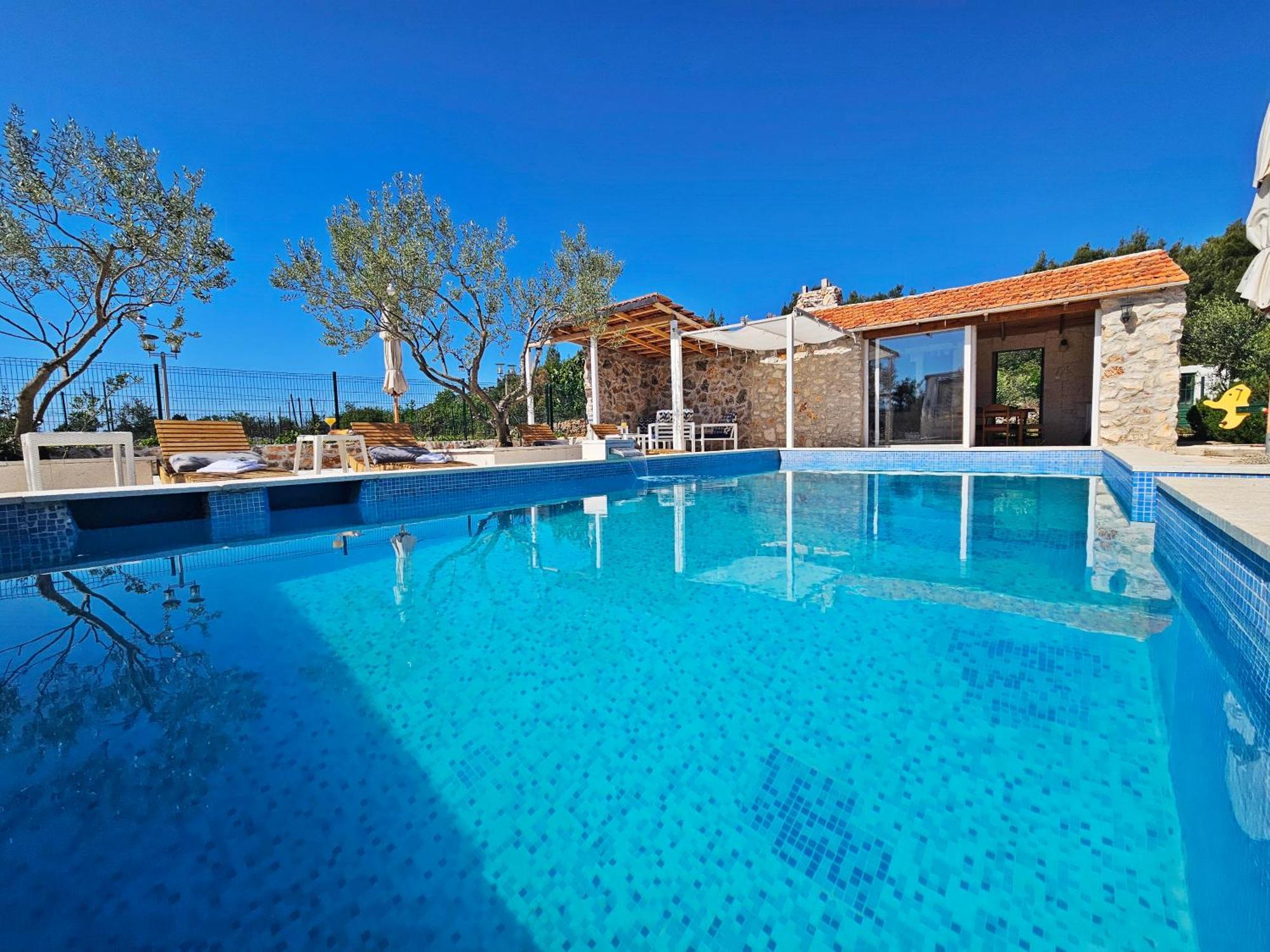 Flamingo - House With Private Pool Villa Gornji Seget Ngoại thất bức ảnh