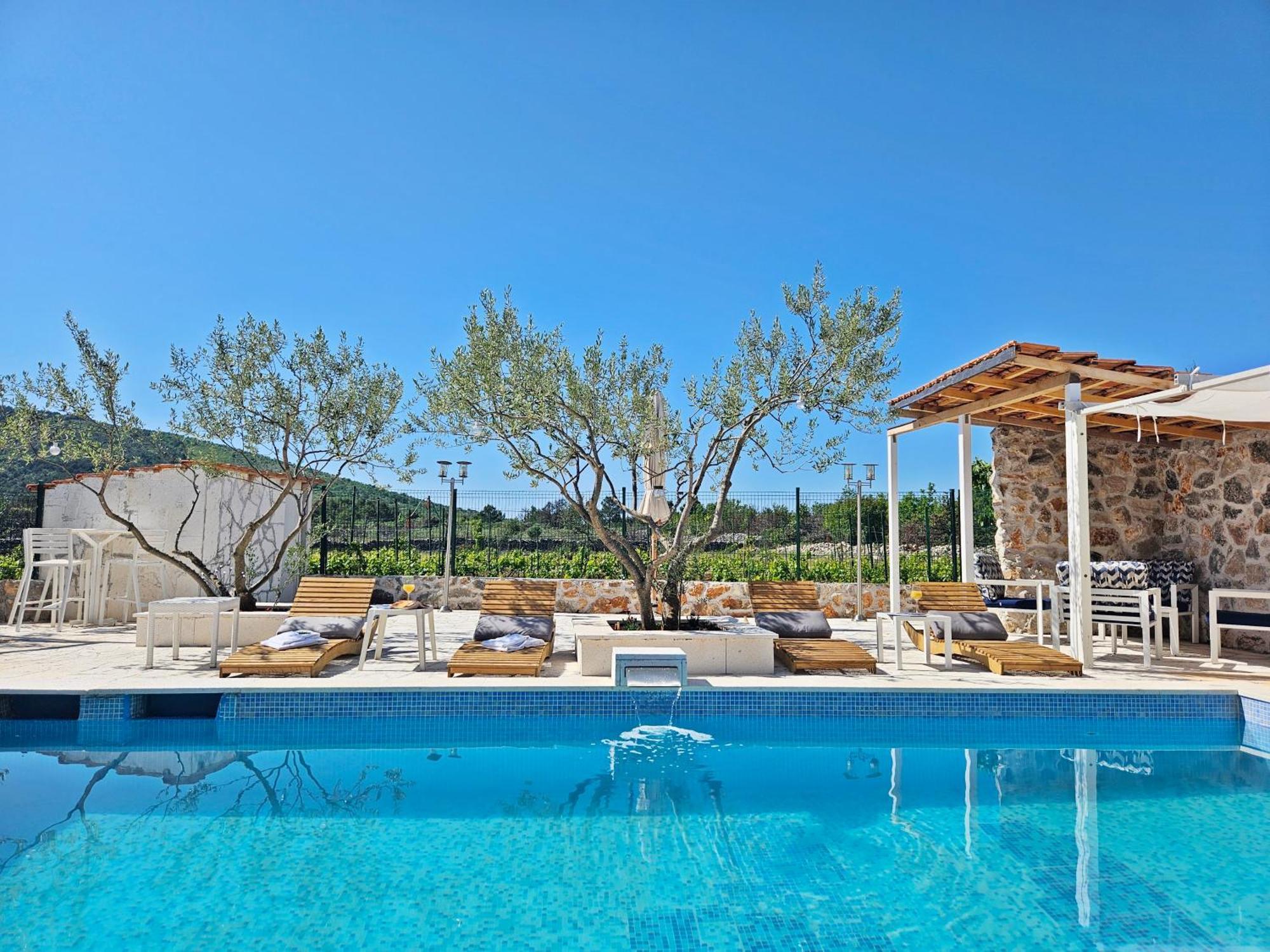 Flamingo - House With Private Pool Villa Gornji Seget Ngoại thất bức ảnh